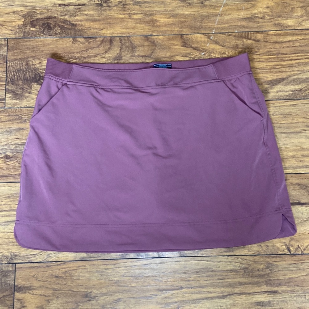 Womens Dusty Rose Skort